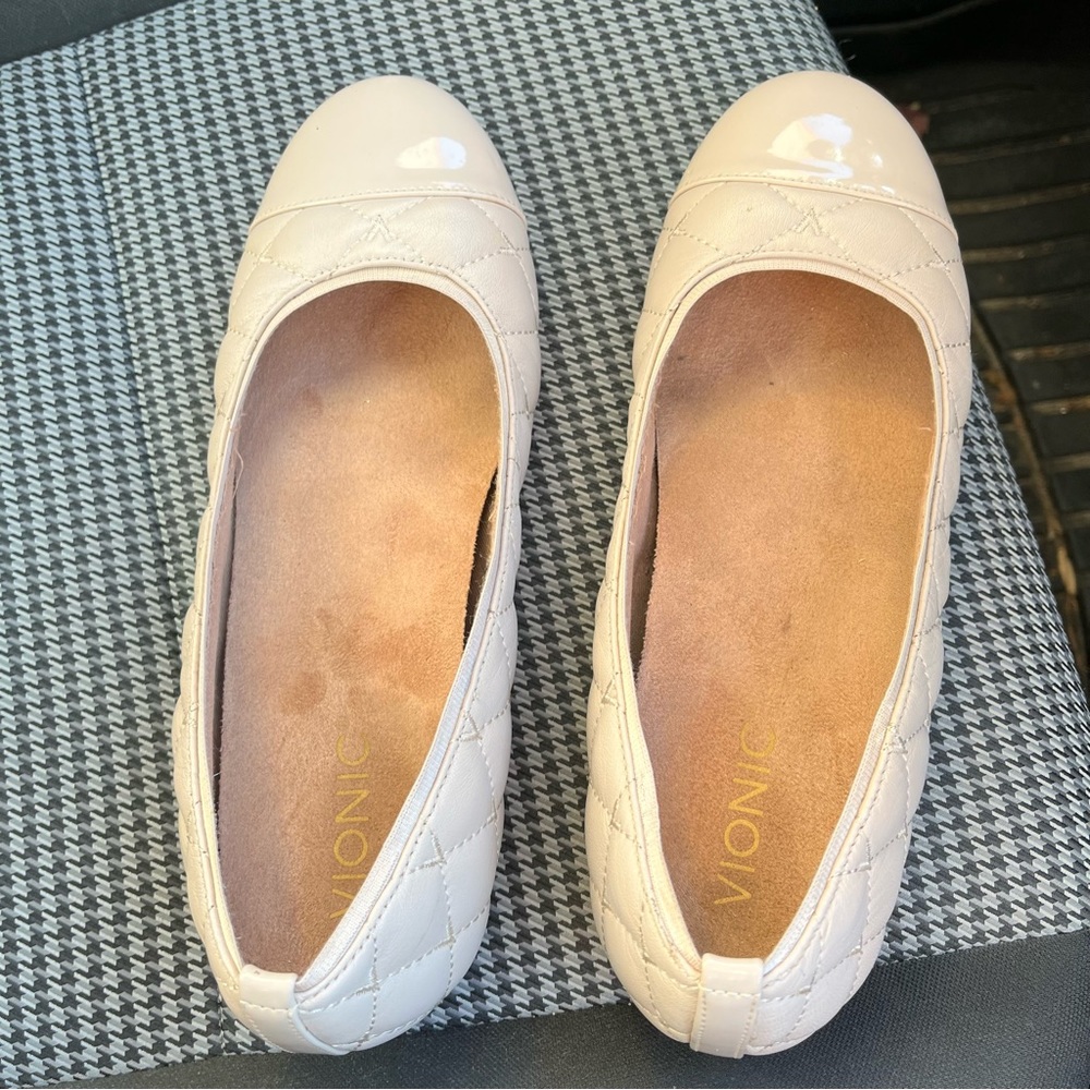 Vionic Desiree Quilted Flat Supportive Dress Shoe… - image 3